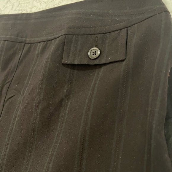 Worthington lined above the knee skirt. Size 16 - Picture 4 of 8